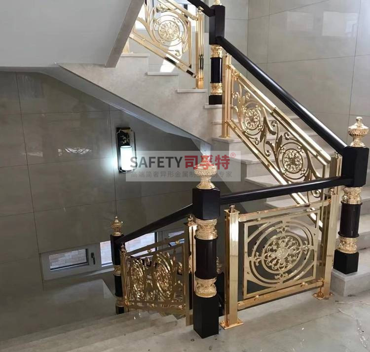 銅藝雕刻欄桿扶手，輕奢時尚，溫馨典雅(圖1)