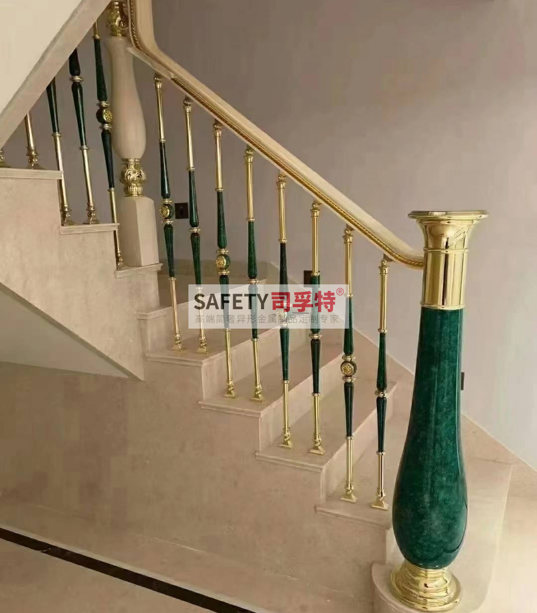 輕奢簡約銅藝雕刻樓梯扶手，增添生活質感的藝術品[司孚特銅藝欄桿](圖1)