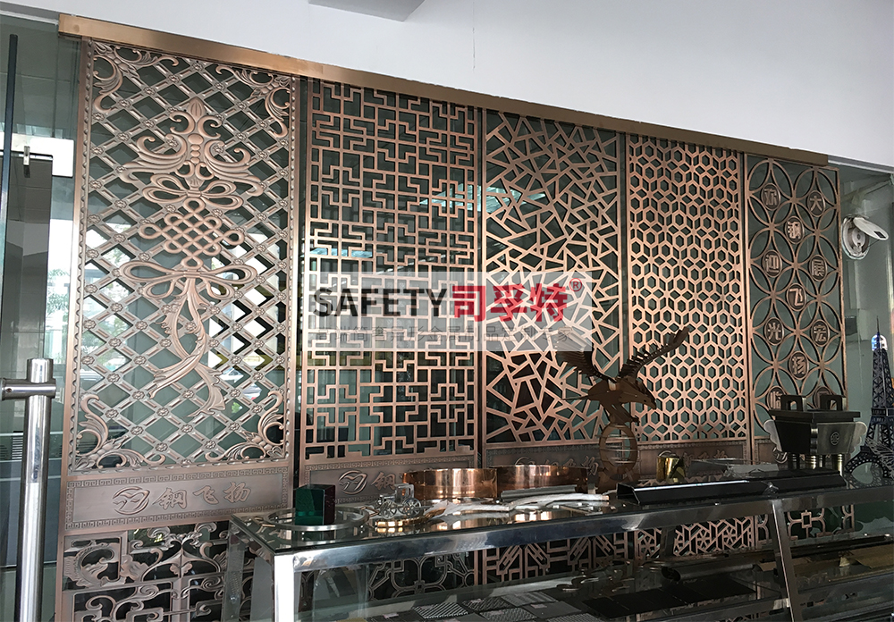 不銹鋼屏風(fēng)隔斷有哪些特點(diǎn)[司孚特金屬屏風(fēng)，不銹鋼屏風(fēng)](圖3)